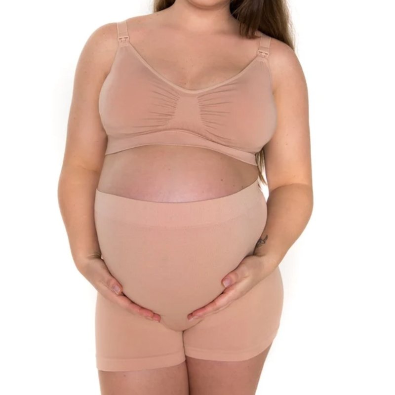 Consumer Appeal of Seamless Underwear alt with keywords: A person comfortably moving and stretching, showcasing the flexibility of seamless underwear